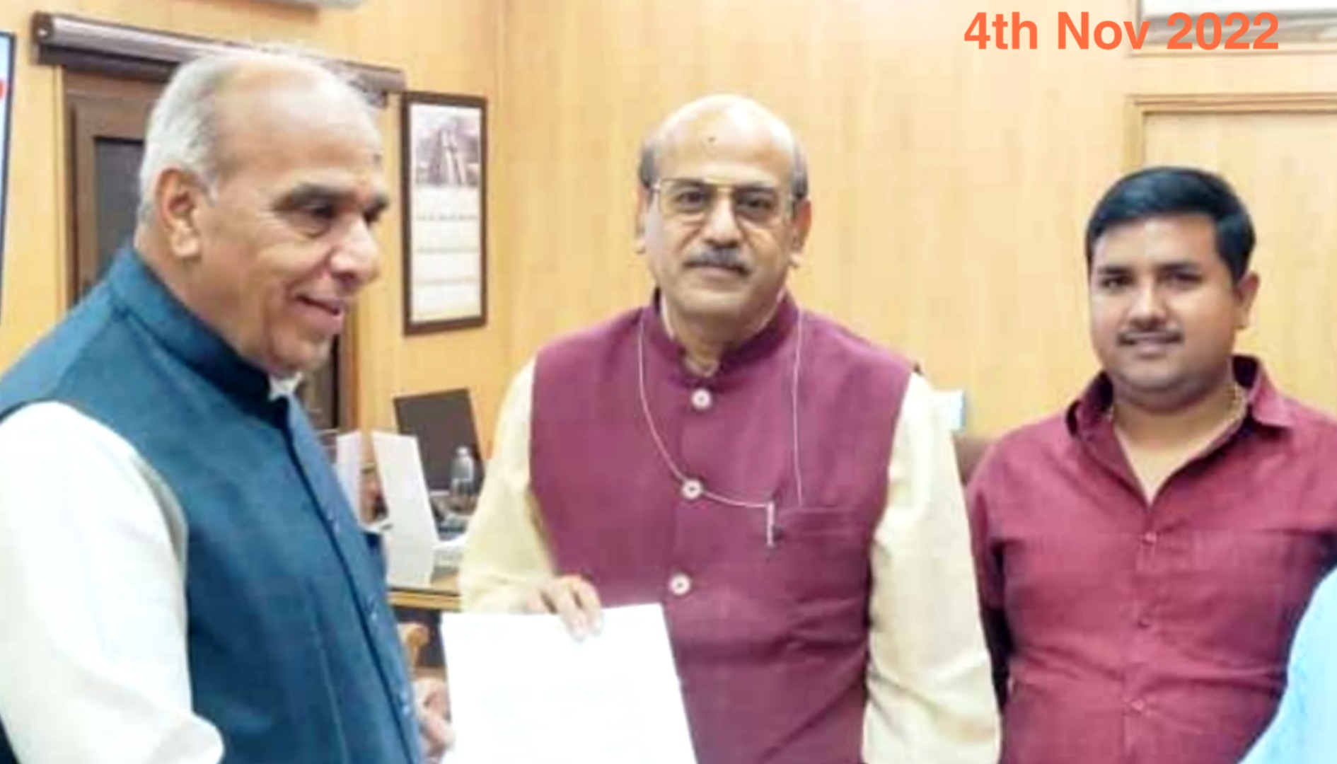 Read more about the article Important topic was discussed about the organization with Chairman of the Indian Railway Goods Board, Honorable Shri V.K Tripathi ji.